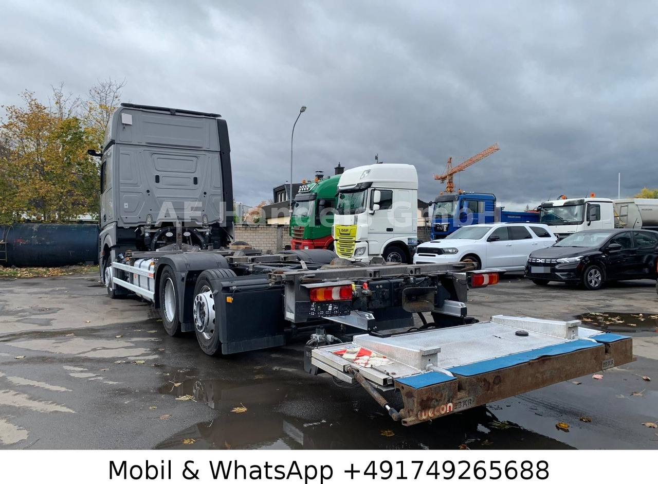 Mercedes-Benz Actros V 2545 GigaSpace BDF LL*Retarder/LBW/L+L - Camion transport containere/ Swap body: Foto 4 Mercedes-Benz Actros V 2545 GigaSpace BDF LL*Retarder/LBW/L+L - Camion transport containere/ Swap body: Foto 4