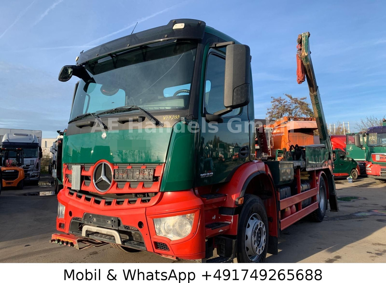 Mercedes-Benz Arocs 4 1833 ClassicSpace Meiller AK 12.T *Funk - Camion basculantă: Foto 1 Mercedes-Benz Arocs 4 1833 ClassicSpace Meiller AK 12.T *Funk - Camion basculantă: Foto 1