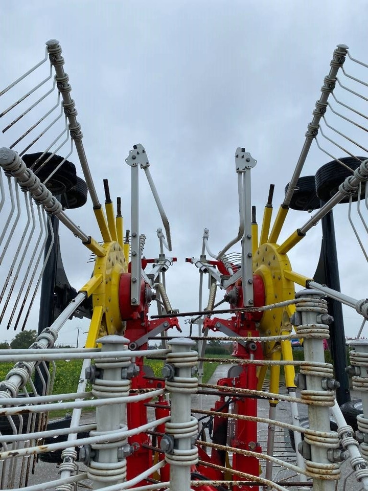 Maşină de întors fânul Pöttinger TOP 762C-Classic / Carte Grise Française endommagé: Foto 29 Maşină de întors fânul Pöttinger TOP 762C-Classic / Carte Grise Française endommagé: Foto 29