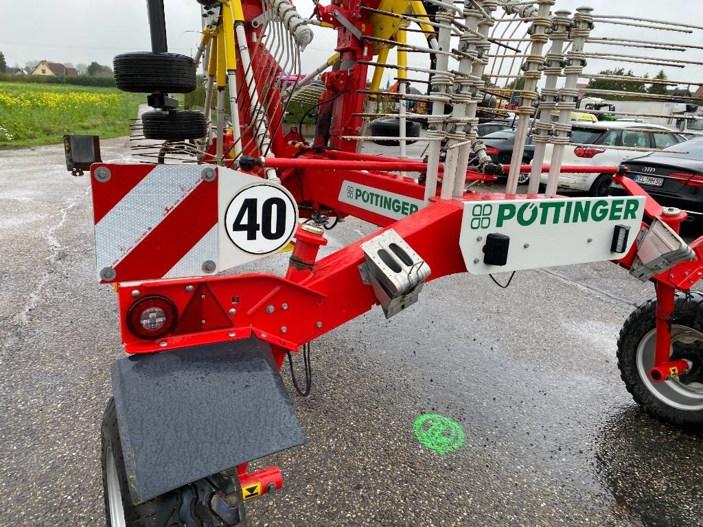 Maşină de întors fânul Pöttinger TOP 762C-Classic / Carte Grise Française endommagé: Foto 26 Maşină de întors fânul Pöttinger TOP 762C-Classic / Carte Grise Française endommagé: Foto 26