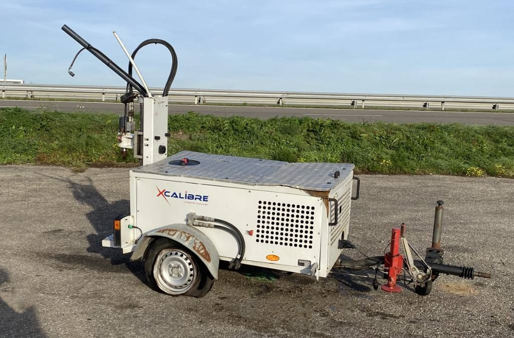 X CALIBRE T4P 1er Main endommagée - Maşină de foraj: Foto 3 X CALIBRE T4P 1er Main endommagée - Maşină de foraj: Foto 3