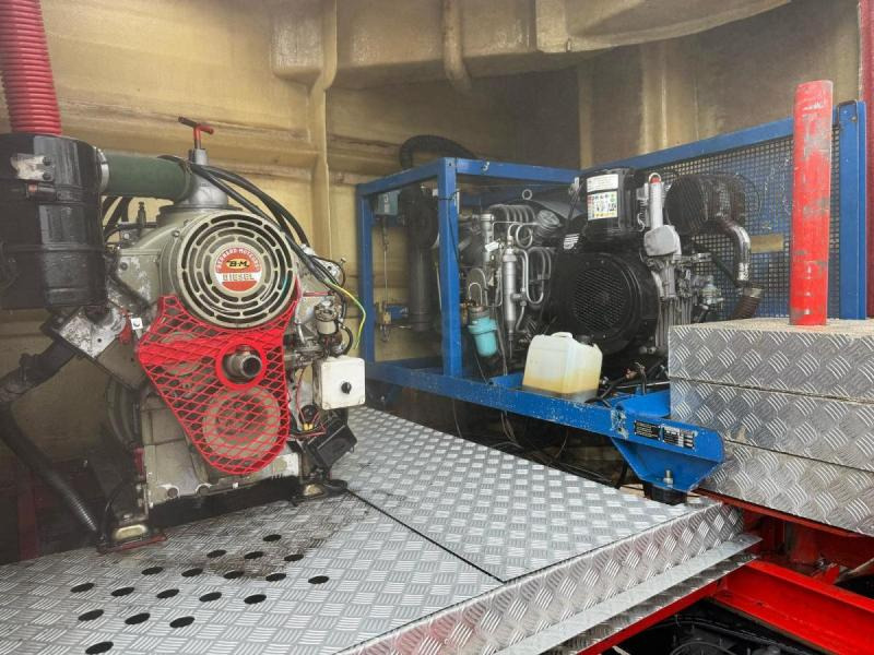 Autospeciala de stins incendii DAF 55 ATI 150: Foto 13 Autospeciala de stins incendii DAF 55 ATI 150: Foto 13