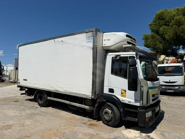 Iveco 120E22 CAISSE FRIGO HAYON - Camion frigider: Foto 3 Iveco 120E22 CAISSE FRIGO HAYON - Camion frigider: Foto 3