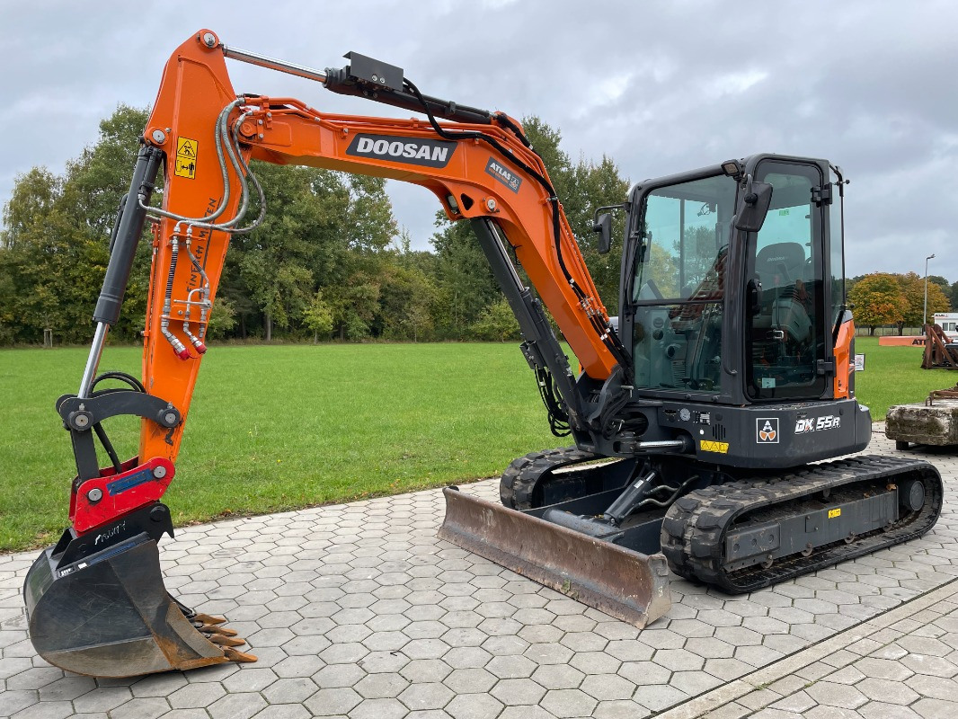 Doosan DX55R-7 - Mini excavator: Foto 1 Doosan DX55R-7 - Mini excavator: Foto 1