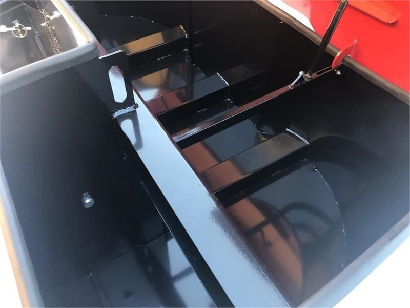 Case IH 1800 mm opbevaringskasse - Contragreutate: Foto 3 Case IH 1800 mm opbevaringskasse - Contragreutate: Foto 3