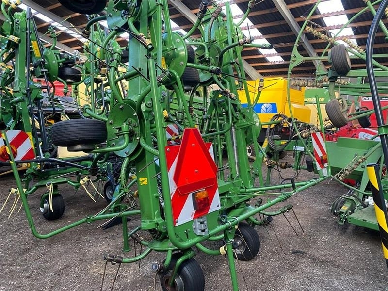 Krone KW 8.82/8 - Maşină de întors fânul: Foto 3 Krone KW 8.82/8 - Maşină de întors fânul: Foto 3