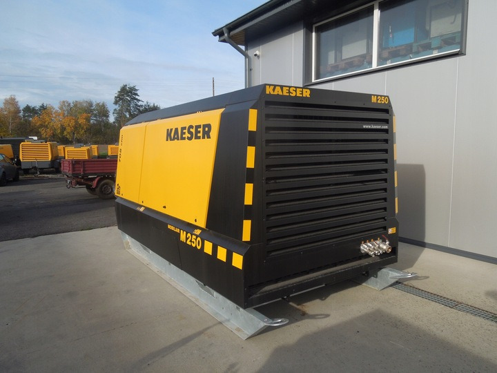 KAESER M250 - Compresor de aer: Foto 2 KAESER M250 - Compresor de aer: Foto 2
