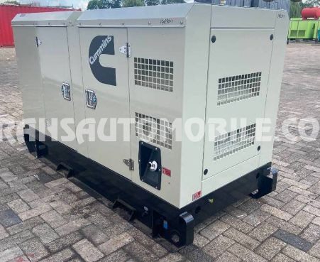 Cummins 28kVA 5.2L DIESEL - EXPORT OUT EU - Generator electric: Foto 1 Cummins 28kVA 5.2L DIESEL - EXPORT OUT EU - Generator electric: Foto 1