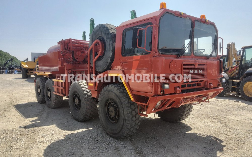 Man KAT 1 8x8 12.7L TURBO DIESEL GRUE 7 tonnes ATLAS KM4300 M5 + CITERNE CARBURANT mobile 3.500 litres - EXPORT OUT EU - Camion cisternă, Camion cu macara: Foto 4 Man KAT 1 8x8 12.7L TURBO DIESEL GRUE 7 tonnes ATLAS KM4300 M5 + CITERNE CARBURANT mobile 3.500 litres - EXPORT OUT EU - Camion cisternă, Camion cu macara: Foto 4