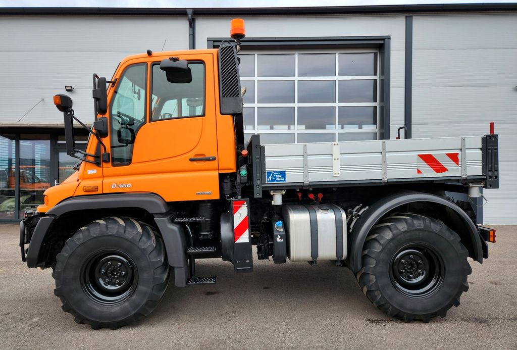 Unimog U300 Agrar Euro5 Hydrostat Variopilot Unimog U300 Agrar Euro5 Hydrostat Variopilot - Camion basculantă: Foto 2 Unimog U300 Agrar Euro5 Hydrostat Variopilot Unimog U300 Agrar Euro5 Hydrostat Variopilot - Camion basculantă: Foto 2