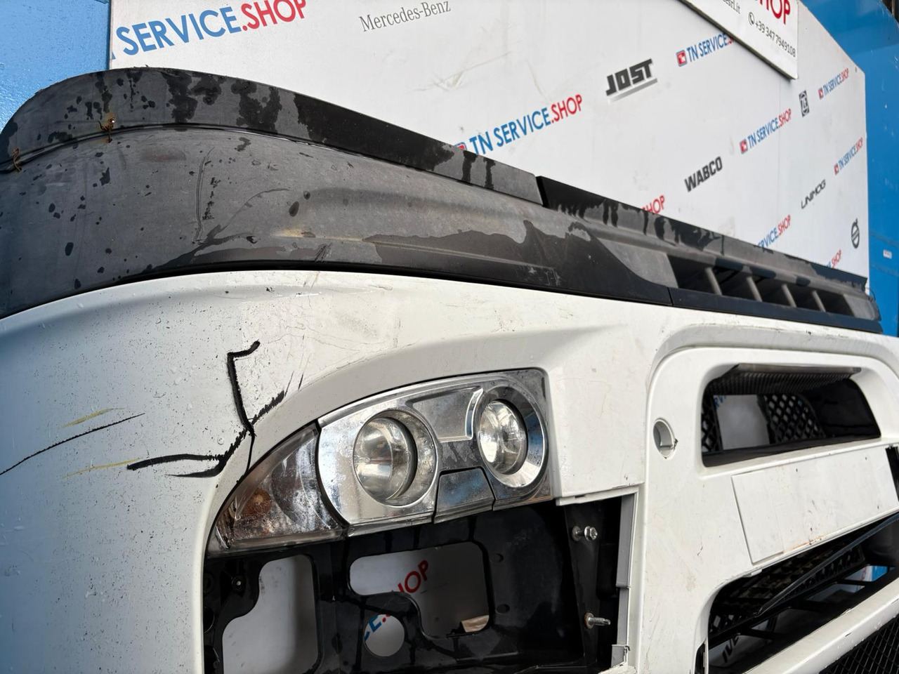 Paraurti Anteriore Iveco 5801258838 - Bară de protecție pentru Camion: Foto 4 Paraurti Anteriore Iveco 5801258838 - Bară de protecție pentru Camion: Foto 4