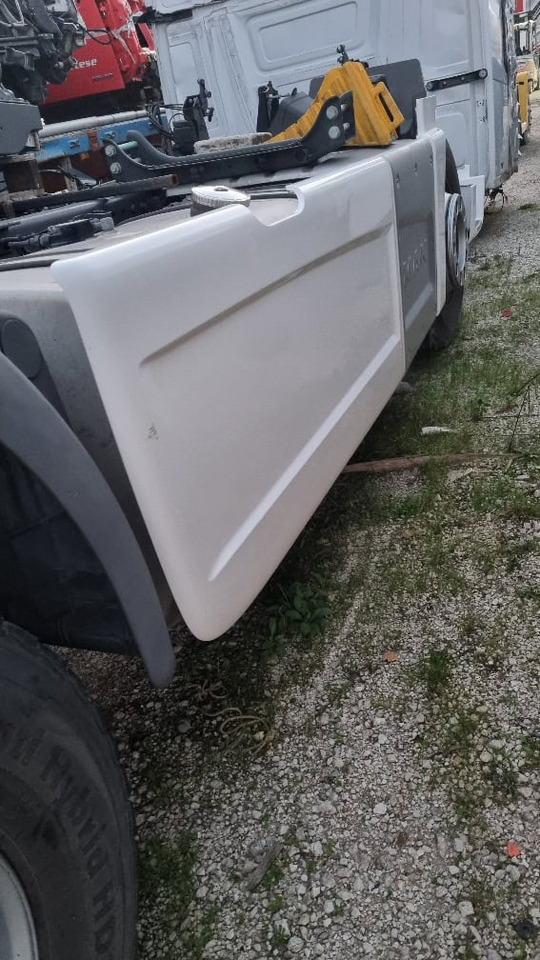 MAN TGX E6 pezzi di ricambio - Piesă de schimb pentru Camion: Foto 2 MAN TGX E6 pezzi di ricambio - Piesă de schimb pentru Camion: Foto 2