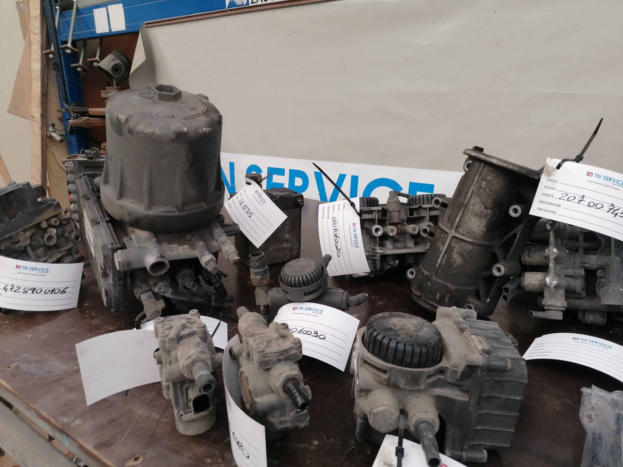 Valvole Pneumatiche - Supapă frână pentru Camion: Foto 5 Valvole Pneumatiche - Supapă frână pentru Camion: Foto 5