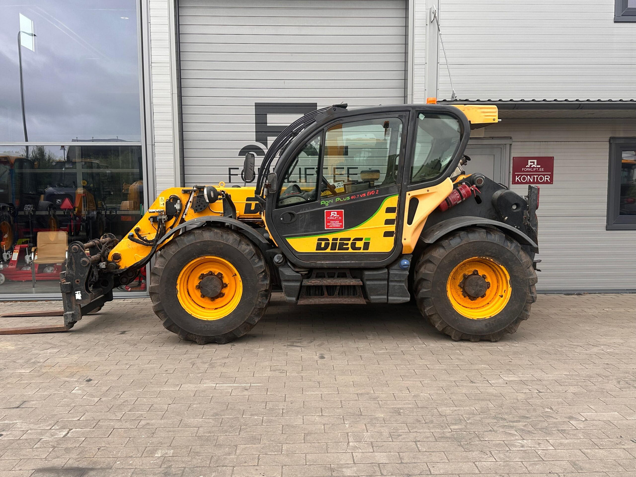 Dieci Agri Plus 40.7 VS EVO2 - Stivuitor telescopic: Foto 2 Dieci Agri Plus 40.7 VS EVO2 - Stivuitor telescopic: Foto 2