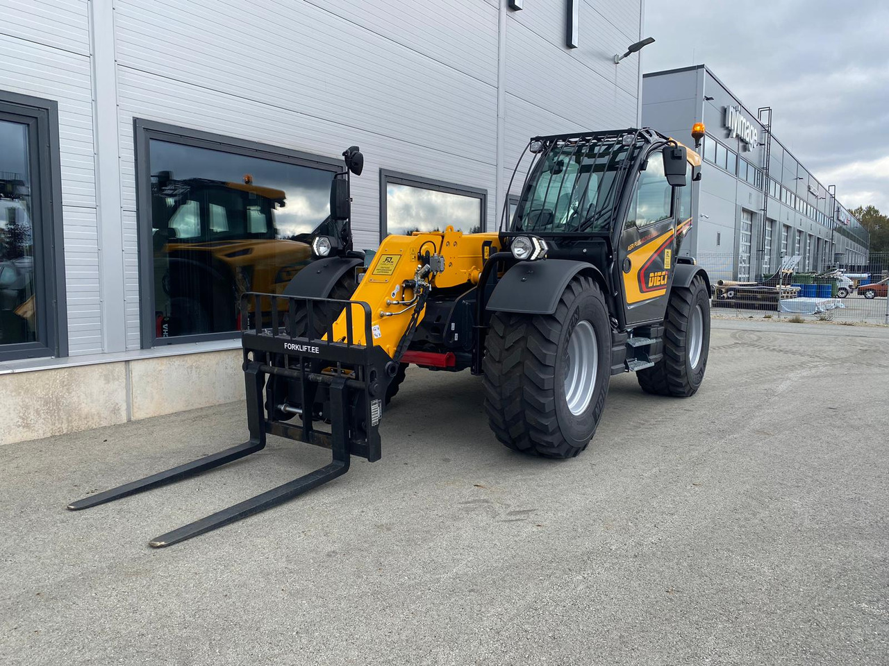 Dieci Agri Plus 42.7 VS EVO2 GD - Stivuitor telescopic: Foto 1 Dieci Agri Plus 42.7 VS EVO2 GD - Stivuitor telescopic: Foto 1