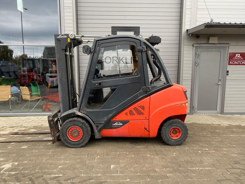 Linde H35D - Stivuitor diesel: Foto 4 Linde H35D - Stivuitor diesel: Foto 4