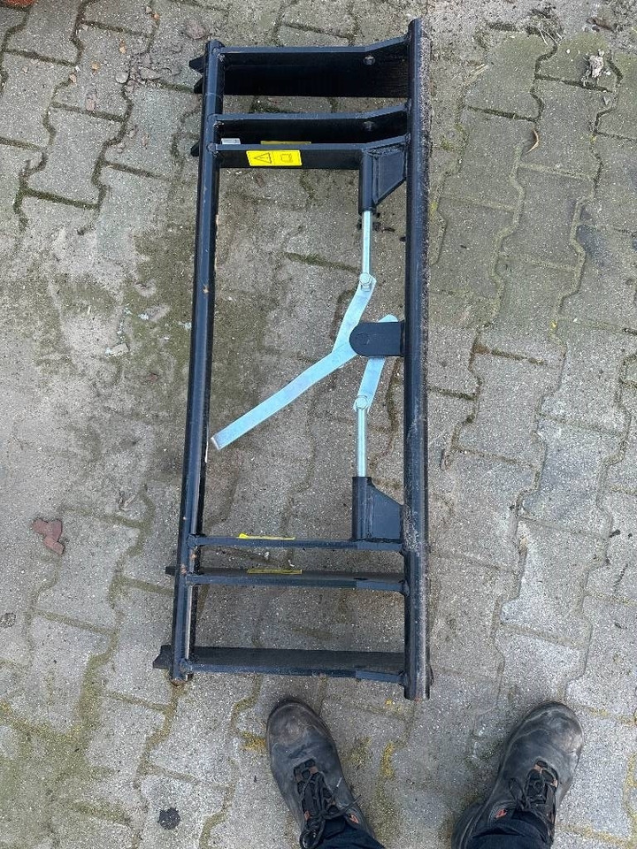 Eurorahmen Euroaufnahme - Cadru/ Şasiu pentru Utilaje agricole: Foto 1 Eurorahmen Euroaufnahme - Cadru/ Şasiu pentru Utilaje agricole: Foto 1