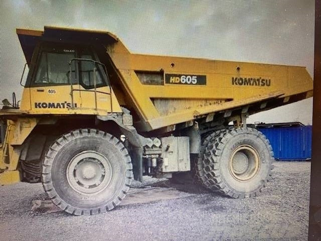 Komatsu HD 605-7 - Camion minier: Foto 3 Komatsu HD 605-7 - Camion minier: Foto 3