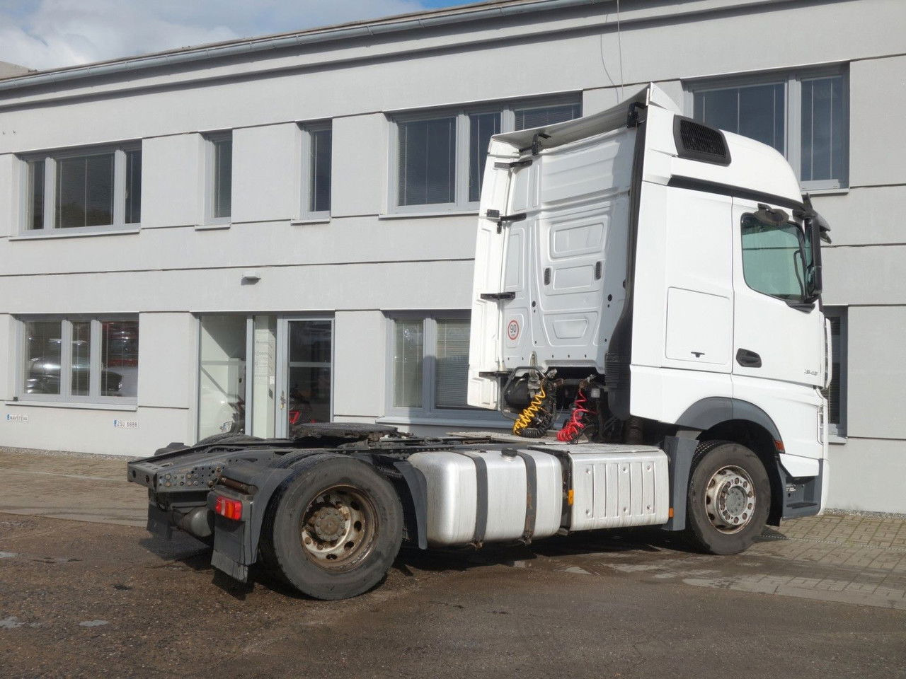 Mercedes-Benz Actros 1845 LS SD, Giga Space - Cap tractor: Foto 4 Mercedes-Benz Actros 1845 LS SD, Giga Space - Cap tractor: Foto 4