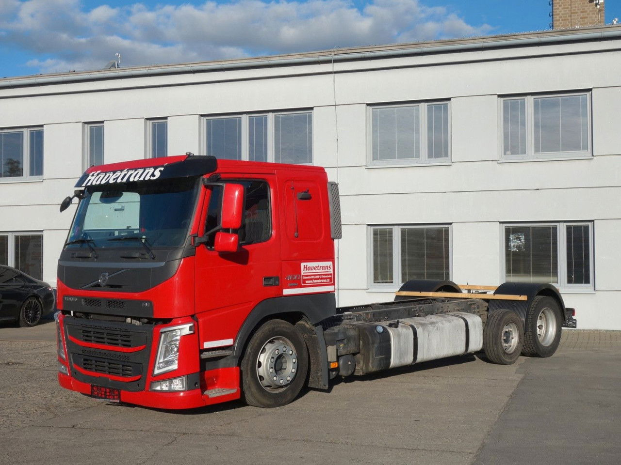 Volvo FM 460 6x2 Fahrgestell für Autotransporter - Camion şasiu: Foto 1 Volvo FM 460 6x2 Fahrgestell für Autotransporter - Camion şasiu: Foto 1