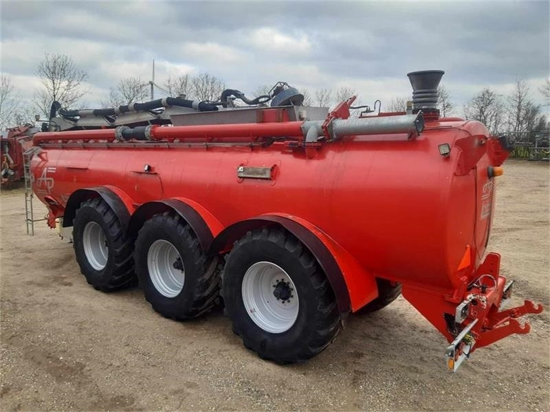 AP GV 35 - Cisternă vidanjă: Foto 3 AP GV 35 - Cisternă vidanjă: Foto 3