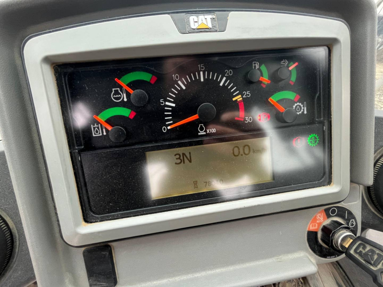 CAT 966M - Încărcător frontal pe pneuri: Foto 5 CAT 966M - Încărcător frontal pe pneuri: Foto 5