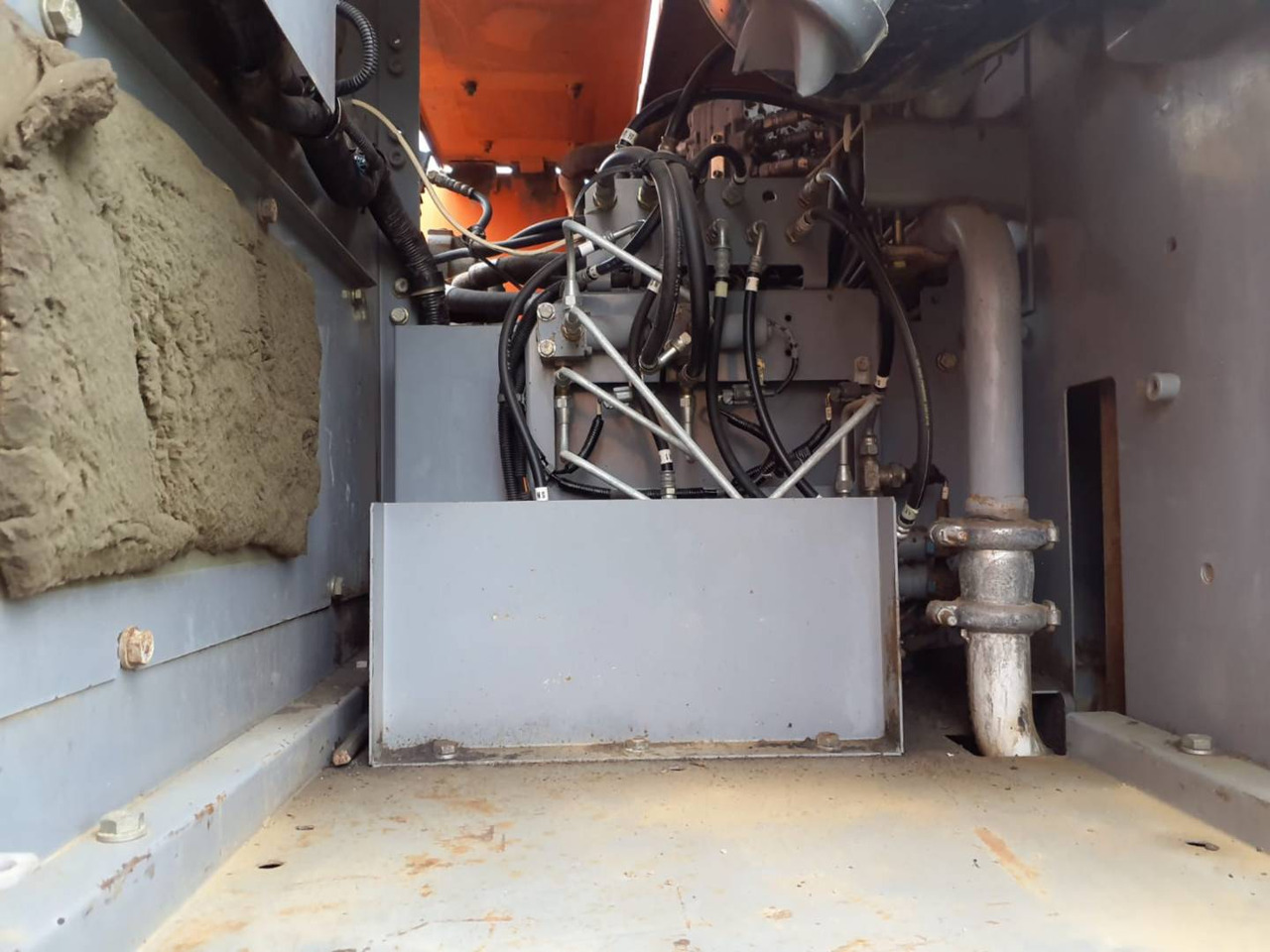 HITACHI ZX280LCN-3 în leasing HITACHI ZX280LCN-3: Foto 11