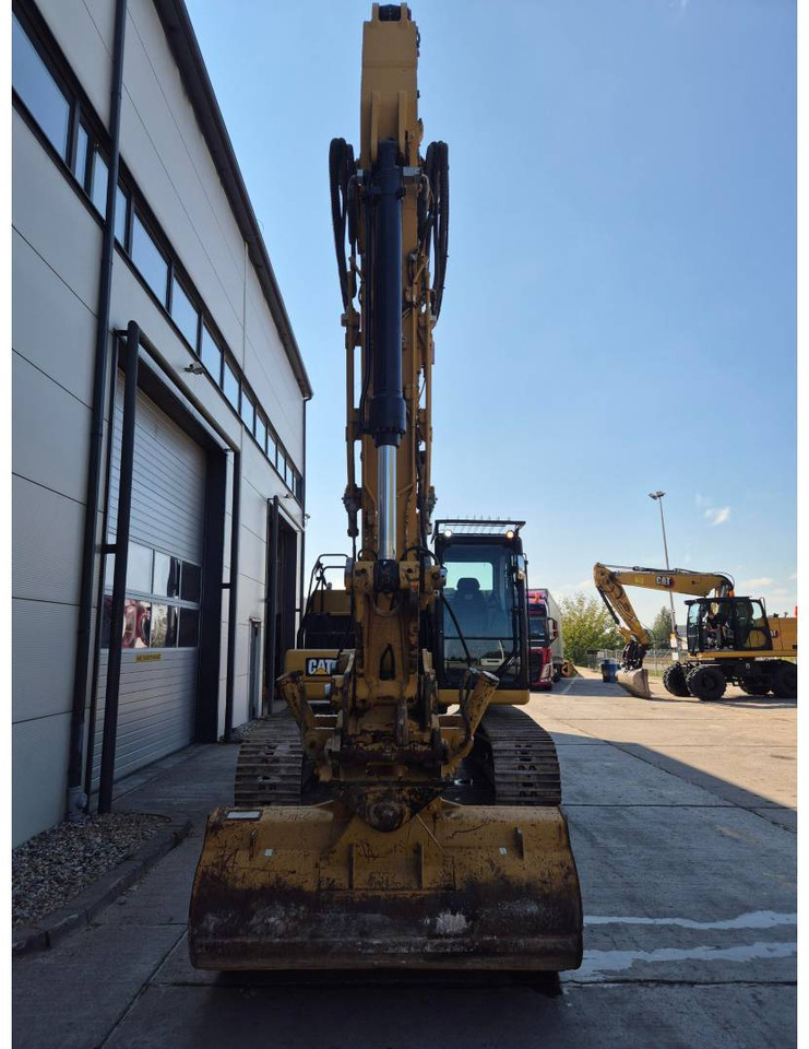 Excavator pe şenile CAT 323: Foto 15 Excavator pe şenile CAT 323: Foto 15