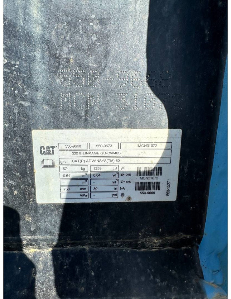 Excavator pe şenile CAT 323: Foto 29 Excavator pe şenile CAT 323: Foto 29