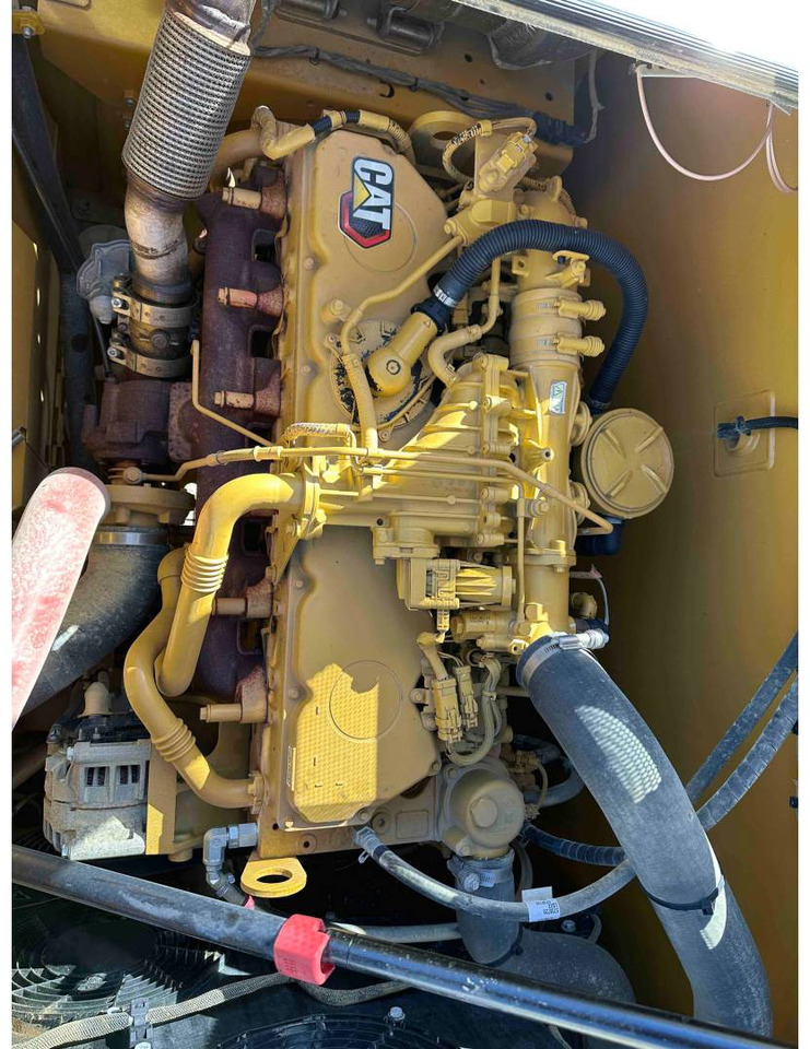 Excavator pe şenile CAT 323: Foto 7 Excavator pe şenile CAT 323: Foto 7