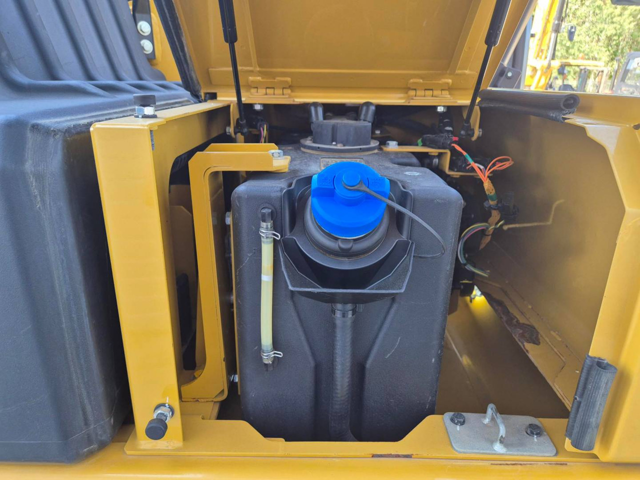 Excavator pe şenile CAT 323: Foto 24 Excavator pe şenile CAT 323: Foto 24