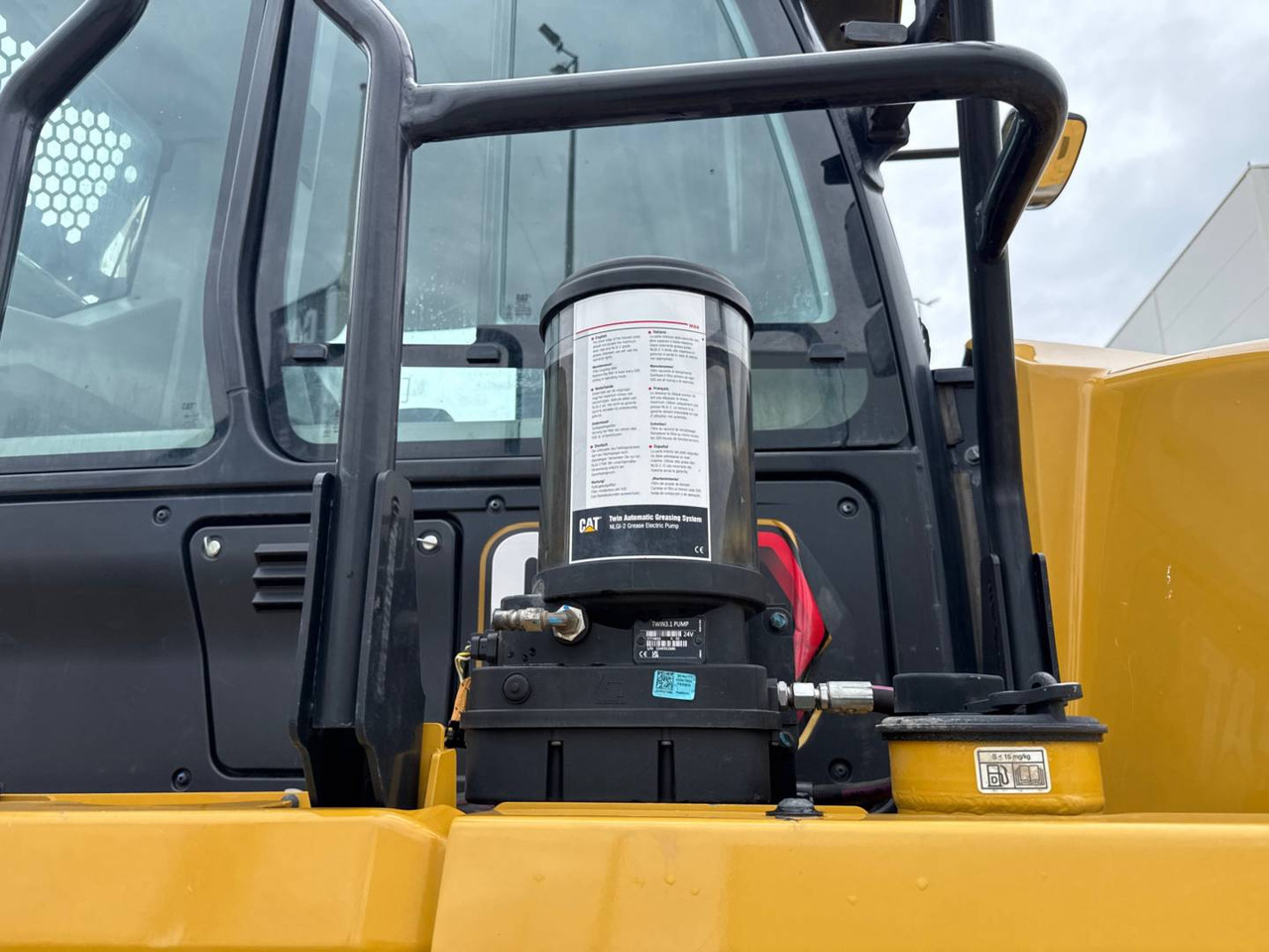 Camion articulat CAT 730: Foto 16