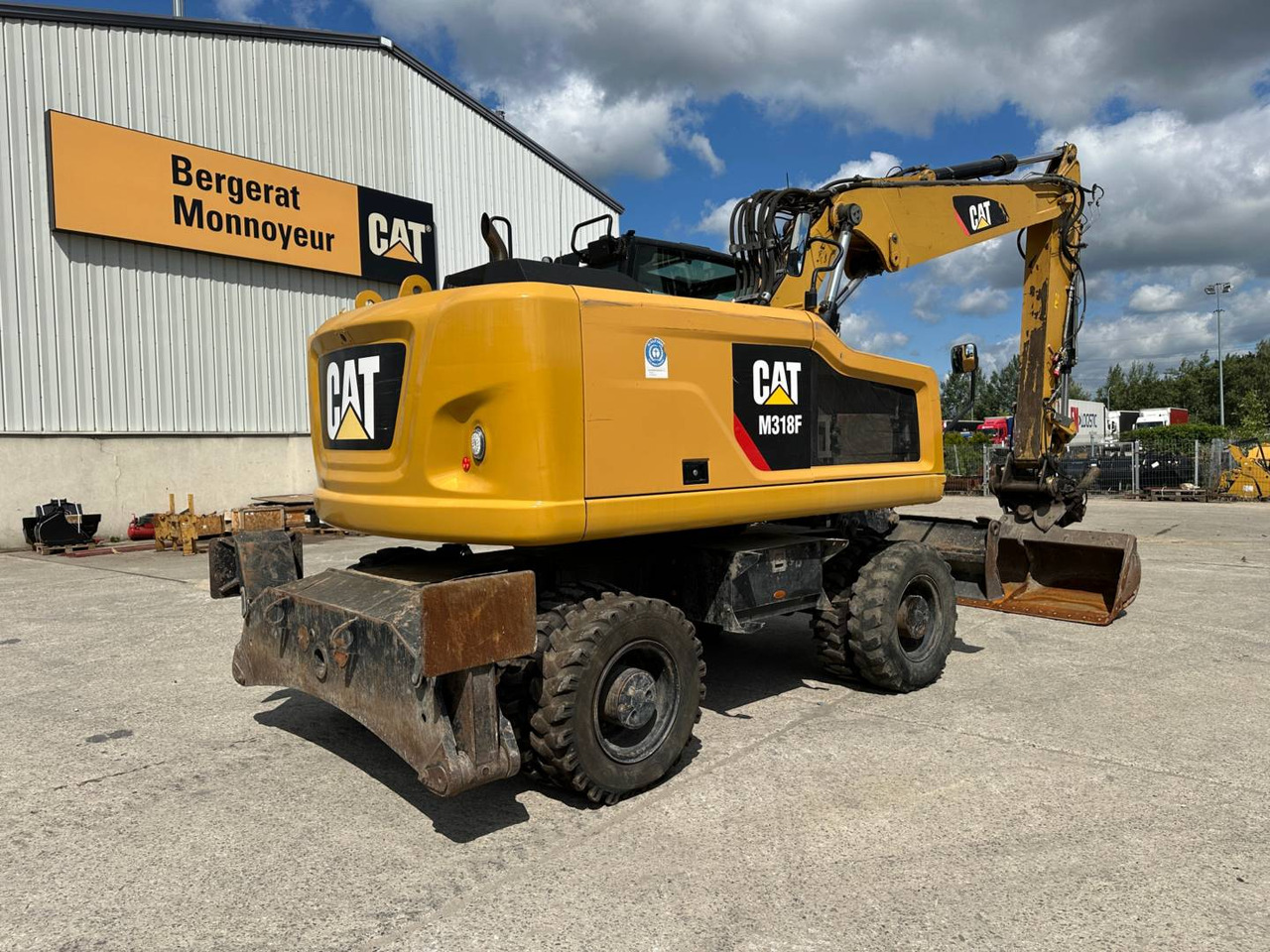 CAT M318F - Excavator pe roţi: Foto 3 CAT M318F - Excavator pe roţi: Foto 3