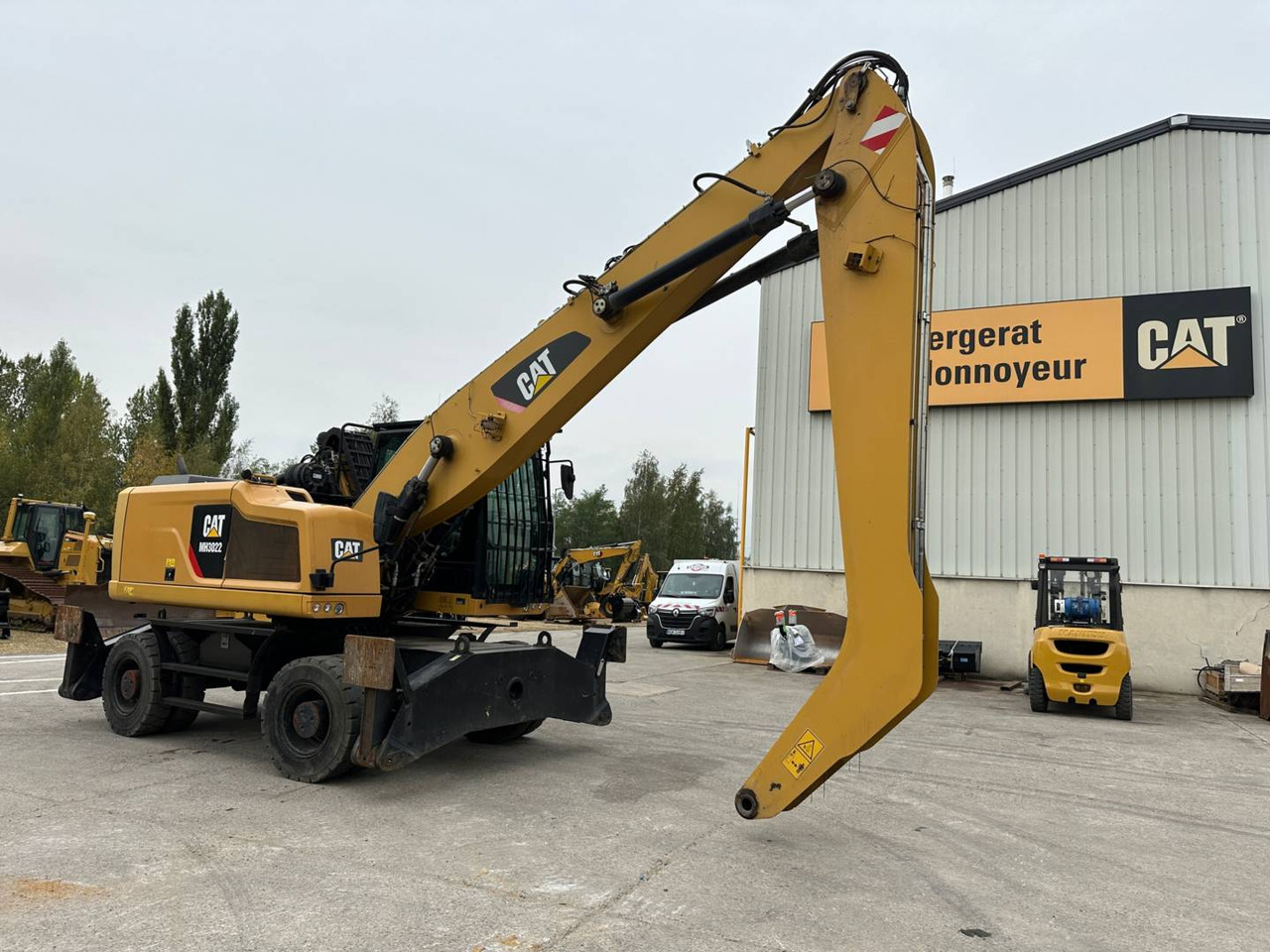 CAT MH3022 - Excavator pe roţi: Foto 2 CAT MH3022 - Excavator pe roţi: Foto 2