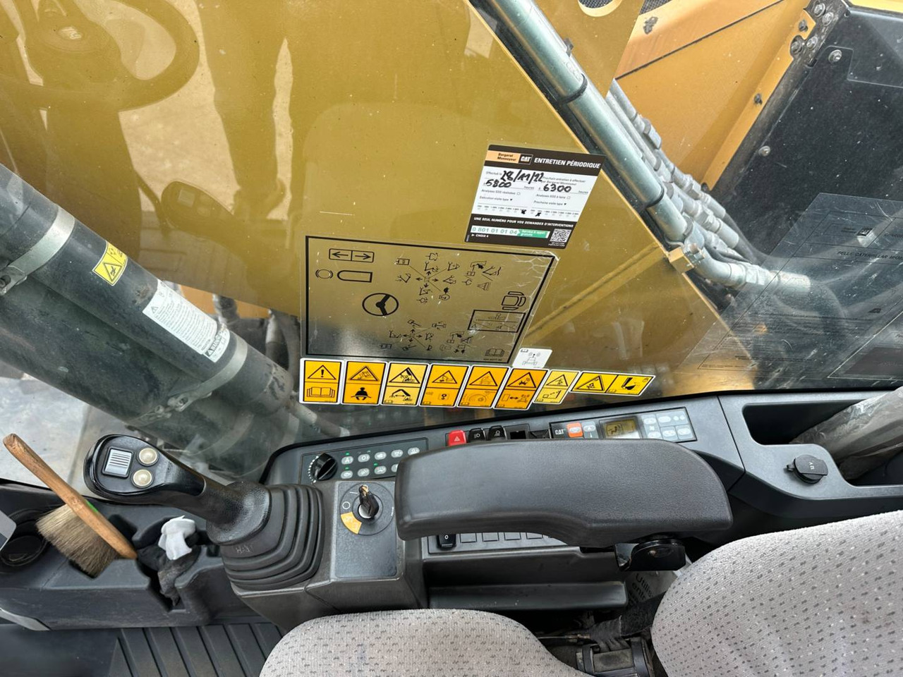 Excavator pe roţi CAT MH3022: Foto 15 Excavator pe roţi CAT MH3022: Foto 15