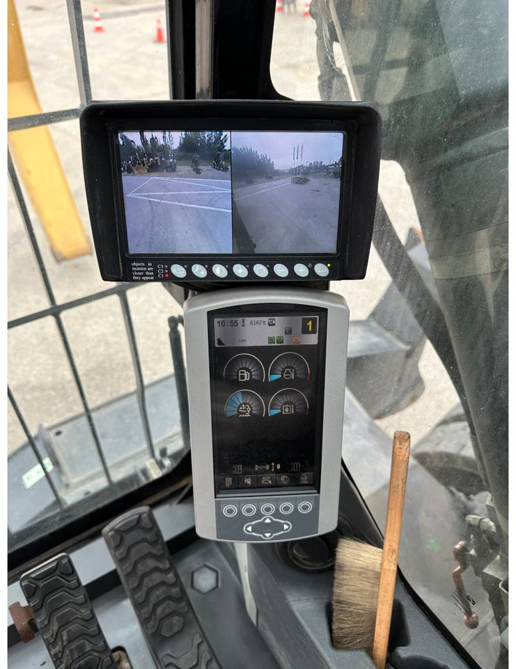 Excavator pe roţi CAT MH3022: Foto 12 Excavator pe roţi CAT MH3022: Foto 12