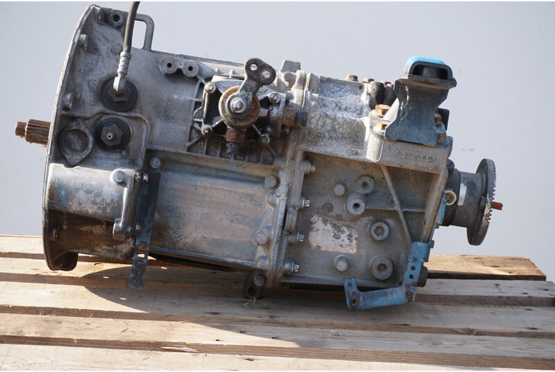 Mercedes-Benz - Cutie de viteze pentru Camion: Foto 1 Mercedes-Benz - Cutie de viteze pentru Camion: Foto 1