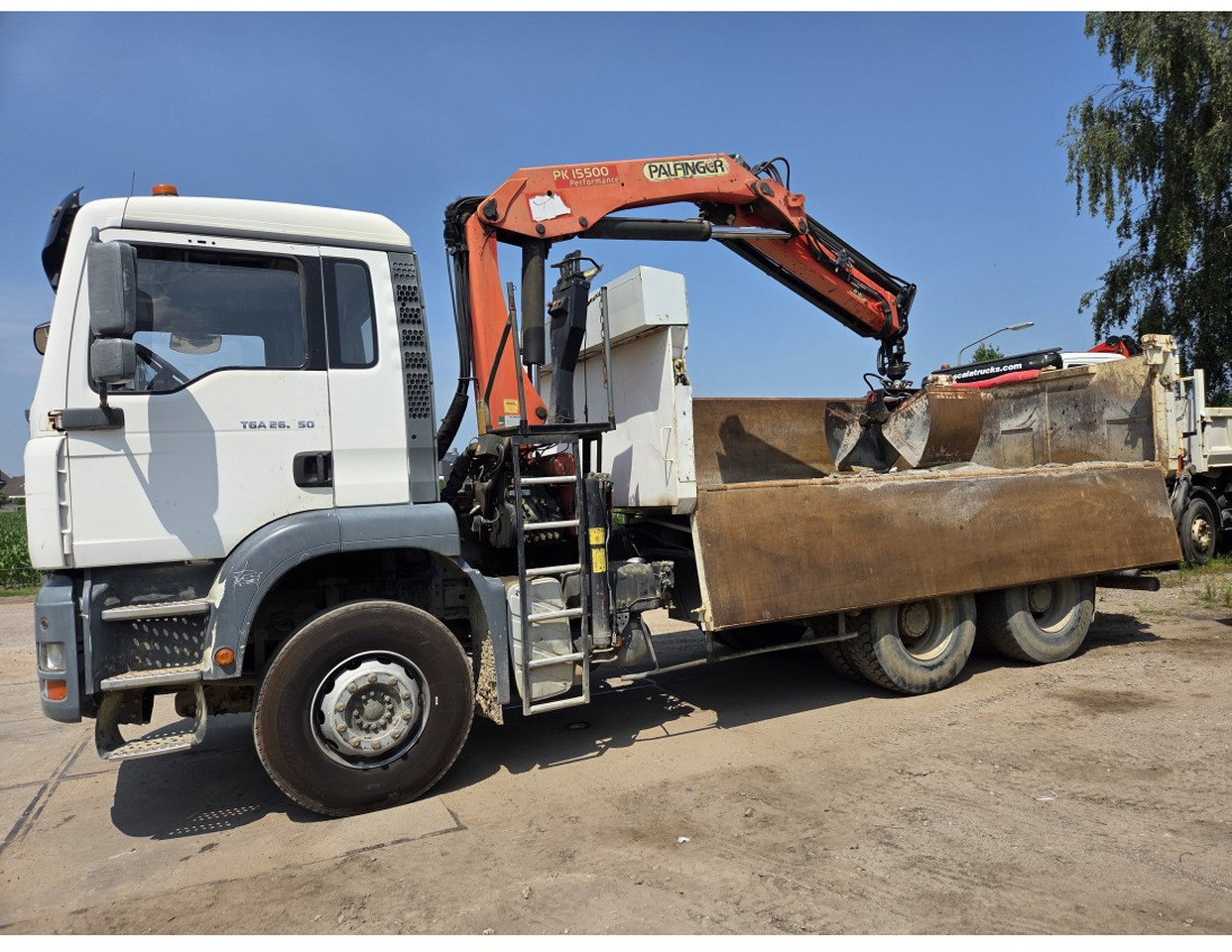 MAN TGA 26.350 6X4 BORDMATIC TIPPER CRANE PALFINGER PK15500 - Camion basculantă, Camion cu macara: Foto 5 MAN TGA 26.350 6X4 BORDMATIC TIPPER CRANE PALFINGER PK15500 - Camion basculantă, Camion cu macara: Foto 5