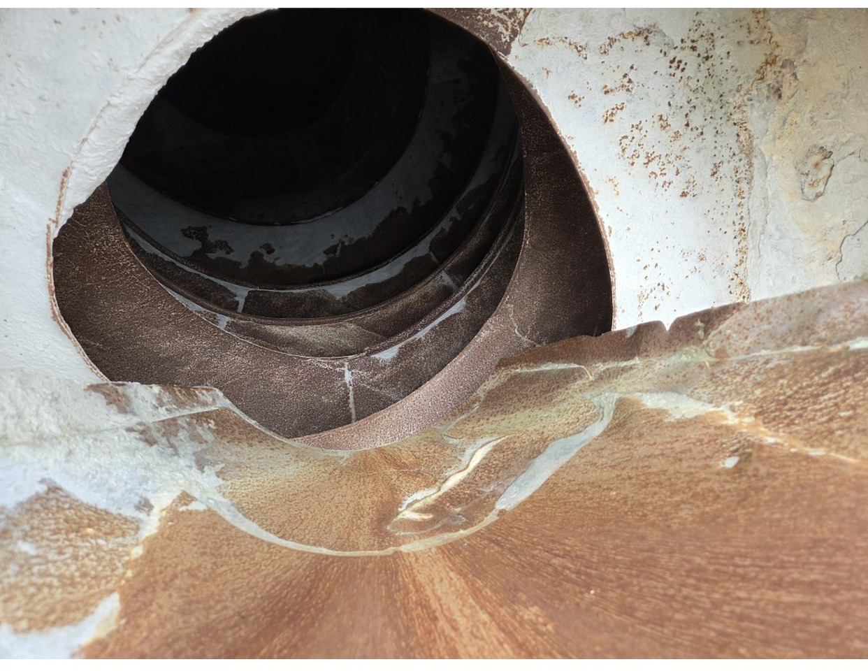 Renault C430 8X4 CONCRETE MIXER MANUAL GEARBOX - Autobetonieră: Foto 5 Renault C430 8X4 CONCRETE MIXER MANUAL GEARBOX - Autobetonieră: Foto 5