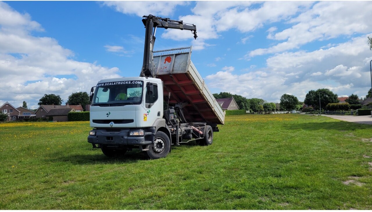 Renault Kerax 270 4x2 Euro 2 Tipper Truck Crane HIAB - Camion basculantă, Camion cu macara: Foto 1 Renault Kerax 270 4x2 Euro 2 Tipper Truck Crane HIAB - Camion basculantă, Camion cu macara: Foto 1
