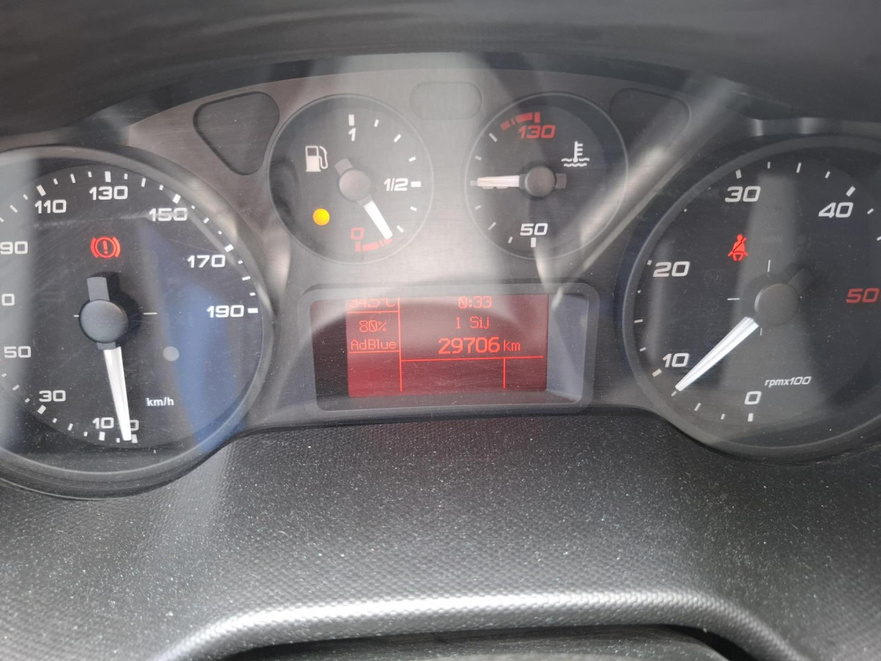 Transport persoane IVECO Daily 35S16V: Foto 8 Transport persoane IVECO Daily 35S16V: Foto 8