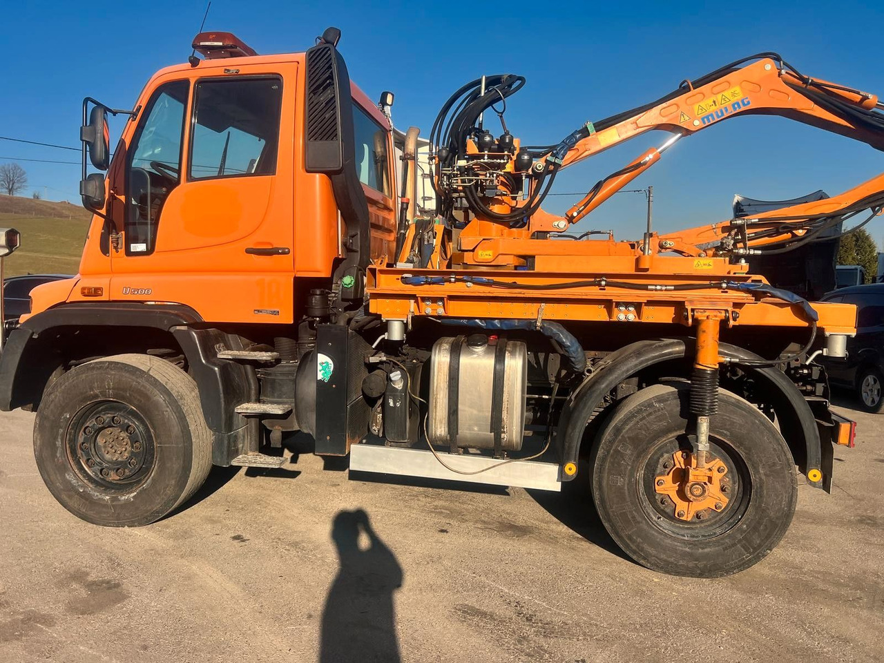Unimog U500 4x4, Boeschungsmaehwerk Mulag - Camion: Foto 5 Unimog U500 4x4, Boeschungsmaehwerk Mulag - Camion: Foto 5