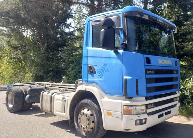 Scania R124LB 420 4x2, Euro 3 - Camion şasiu: Foto 1 Scania R124LB 420 4x2, Euro 3 - Camion şasiu: Foto 1