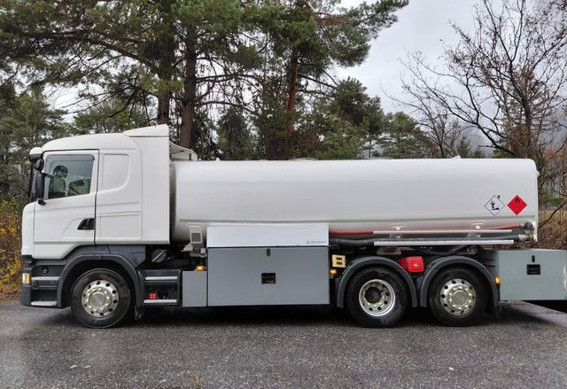 Scania R450 LB 6x2, ADR, E6,Schwarzmüller,Diesel/Benzin - Camion cisternă: Foto 4 Scania R450 LB 6x2, ADR, E6,Schwarzmüller,Diesel/Benzin - Camion cisternă: Foto 4