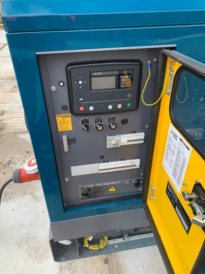 Atlas Copco QAS 30 (Stage V) power generator - Generator electric: Foto 4 Atlas Copco QAS 30 (Stage V) power generator - Generator electric: Foto 4