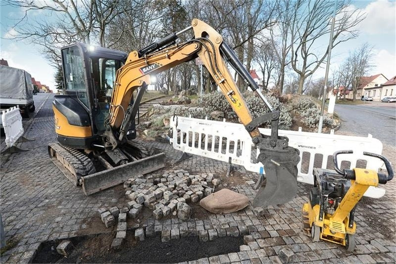 Sany sy26u Med TF tiltskifte og TF skovlpakke - Excavator pe şenile: Foto 2 Sany sy26u Med TF tiltskifte og TF skovlpakke - Excavator pe şenile: Foto 2