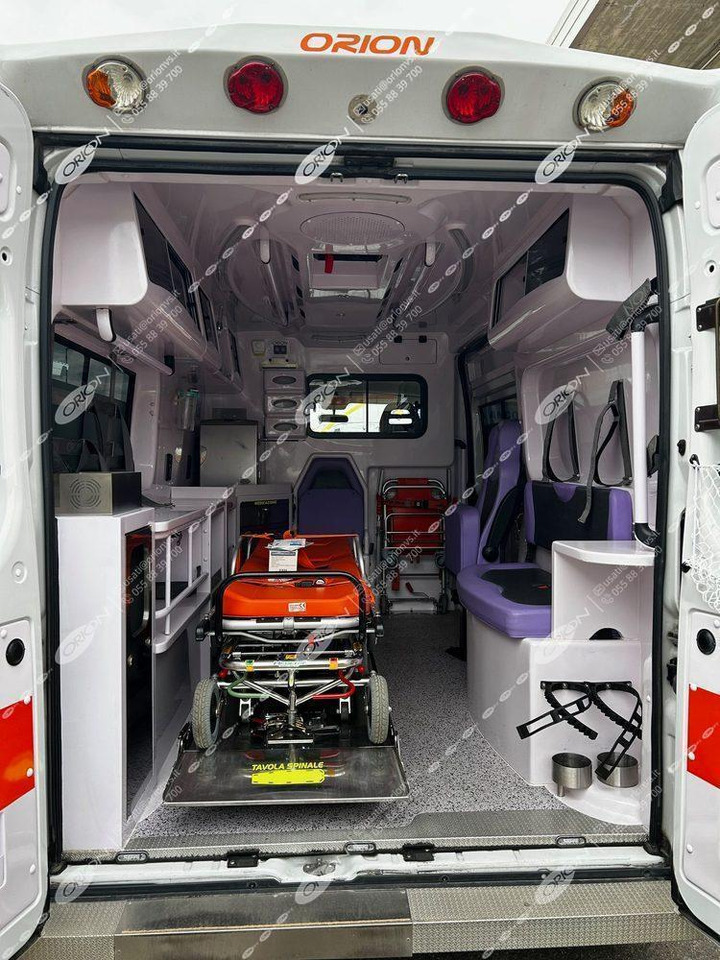 FIAT FIAT 290 DUCATO - Ambulanță: Foto 5 FIAT FIAT 290 DUCATO - Ambulanță: Foto 5