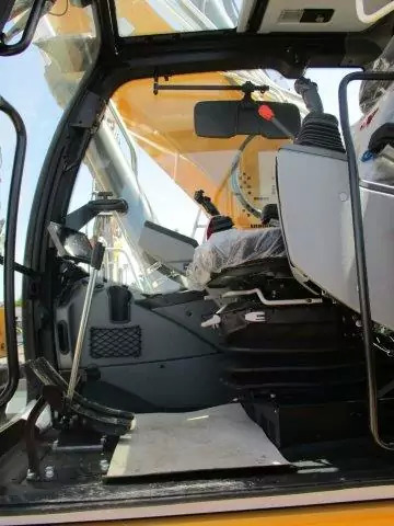 2023 Liebherr R 926 Litronic G8.0-D - Excavator pe şenile: Foto 5 2023 Liebherr R 926 Litronic G8.0-D - Excavator pe şenile: Foto 5