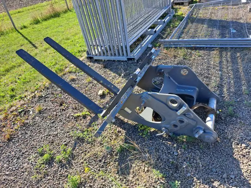 Excavator pe roţi 2025 Liebherr A 918 Compact G6.0-D Litronic: Foto 6