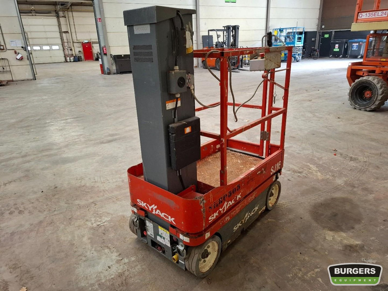 Skyjack SJ16 - Platformă verticală: Foto 3 Skyjack SJ16 - Platformă verticală: Foto 3